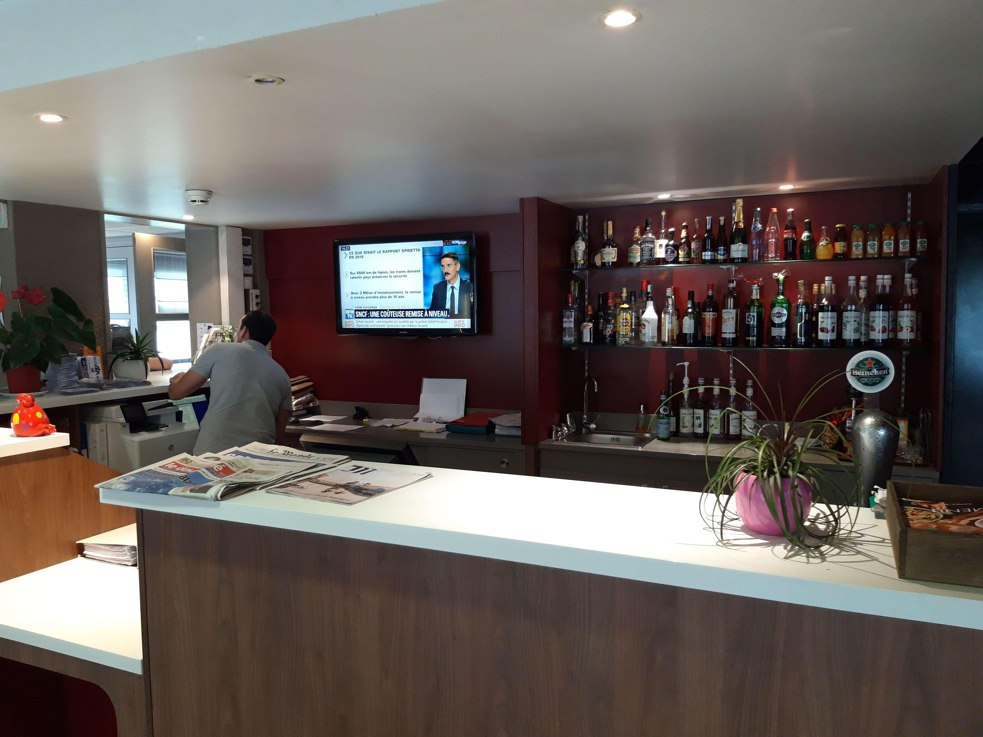 Hotel Campanile 3*